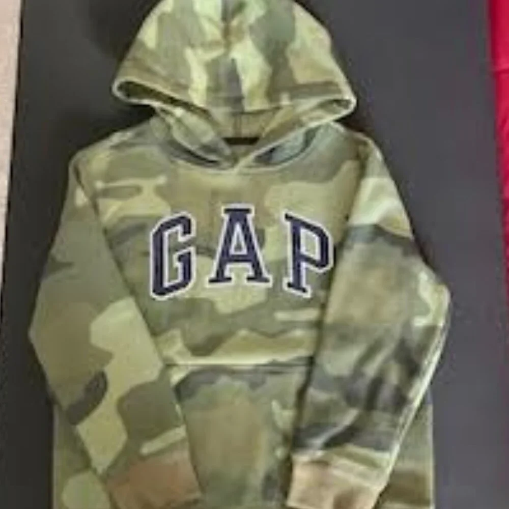 Kids GAP Camouflage Logo Hoodie Pullover Size S (6-7)